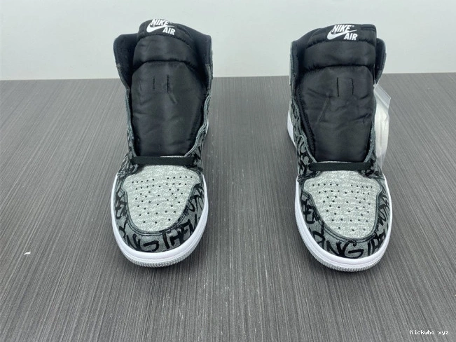 Rebellionaire Air High 1 Jordan OG 555088-036 0821